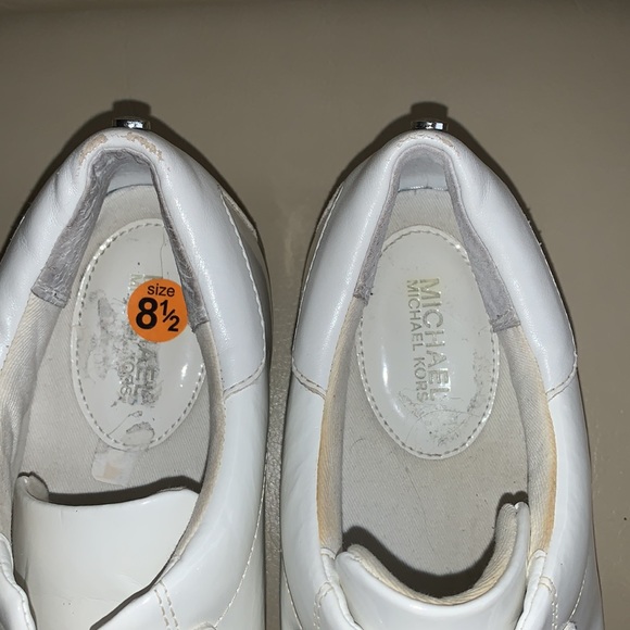 Michael Kors Craig Patent White Velcro Sneakers Size 8 1/2 - Picture 2 of 6